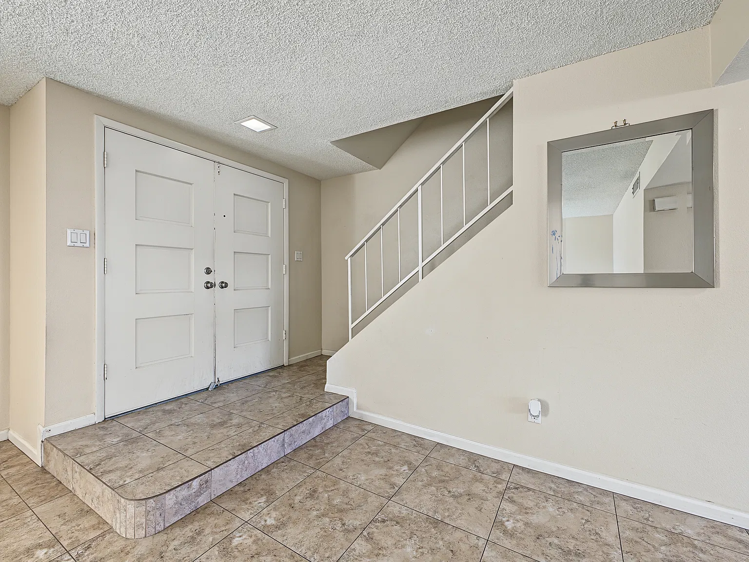 8344 E Chaparral Rd — Photo 1