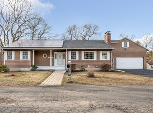 25 Vaughan Pl, Swampscott, MA 01907