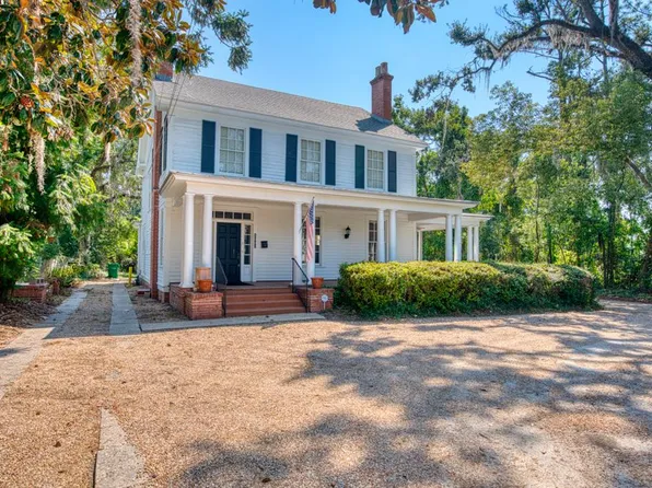 1807 N Patterson St, Valdosta, GA 31602