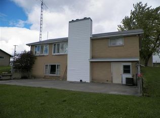 9508 N Straits Hwy, Cheboygan, MI 49721