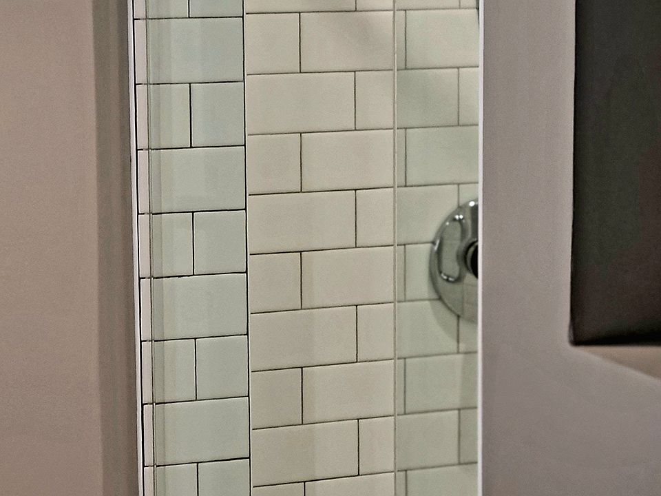 1st image of 122 Carl St #1
