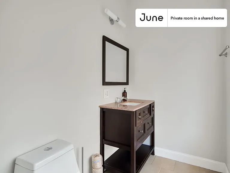 48 Dudley Pl #A — Photo 4