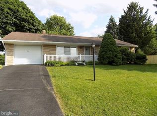 20 Appleton Dr, Red Lion, PA 17356