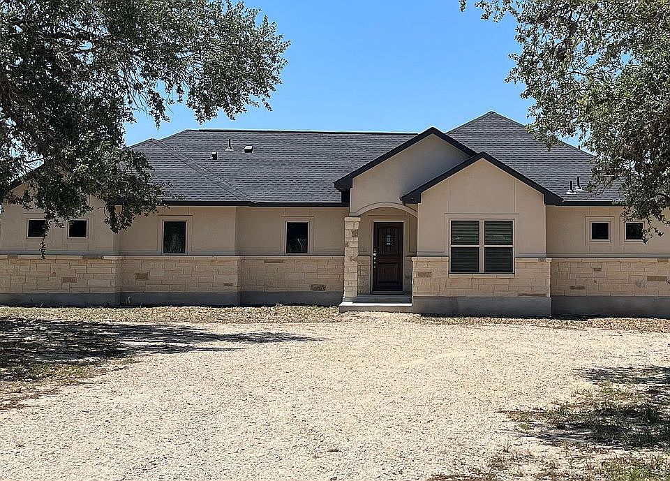 206 County Road 6860, Natalia, TX 78059 Zillow