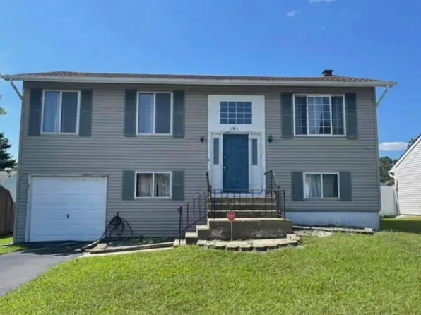 184 Village Dr, Barnegat, NJ 08005
