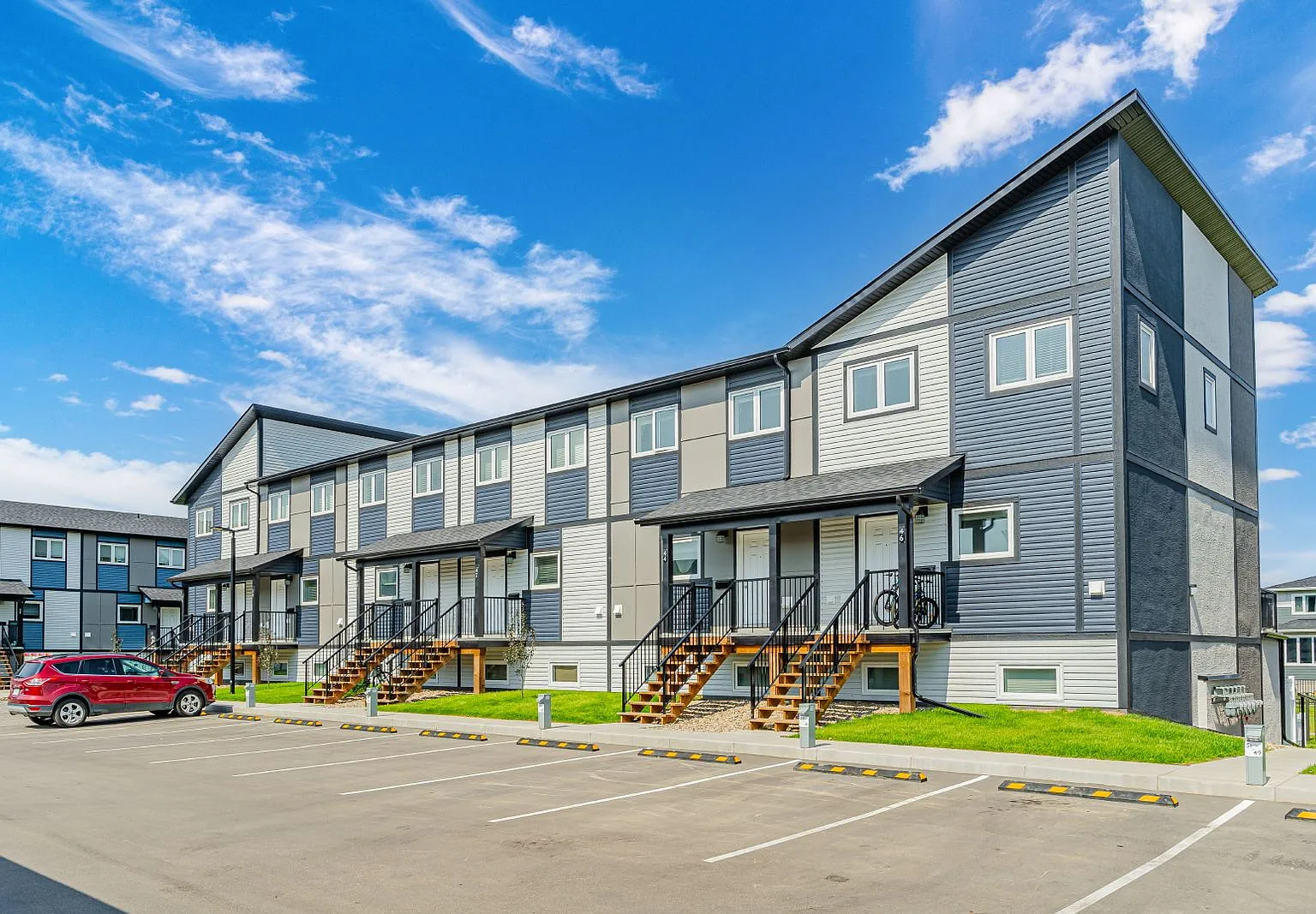 Aspen Vistas | Newly Constructed 3BR | 2BR "Most Leased this Month" — Photo 1