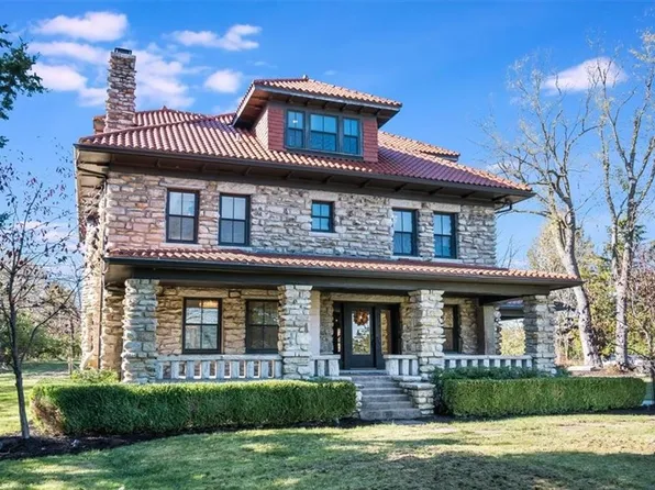 7300 Lees Summit Rd, Kansas City, MO 64136