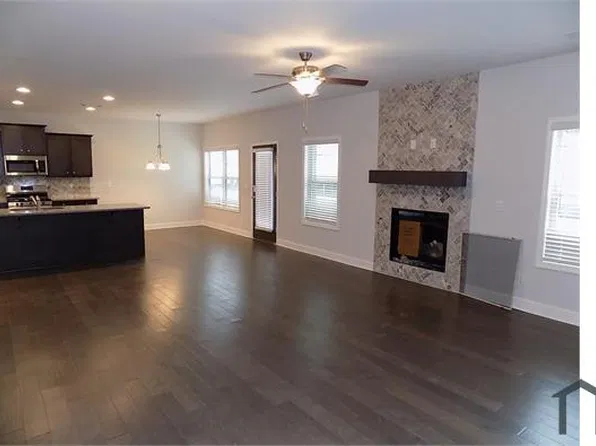 1910 Cobblefield Cir, Dacula, GA 30019