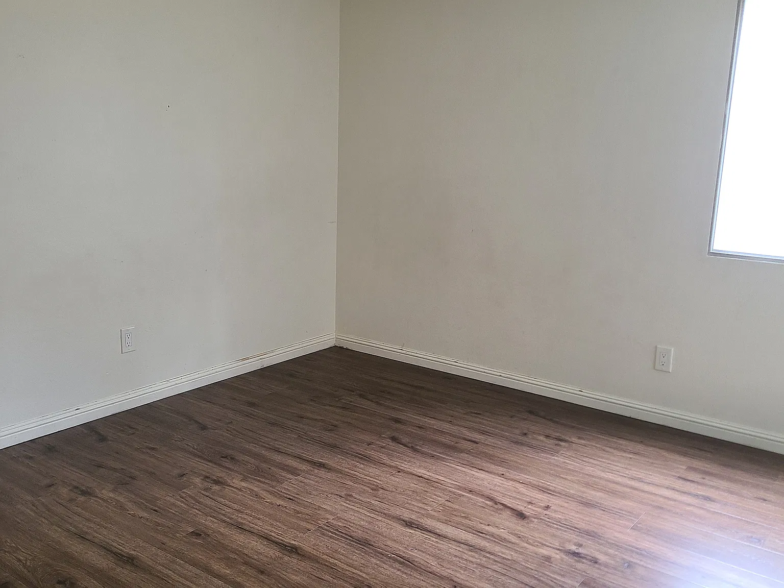 2 bed, 994 sqft, $1,900 — Photo 3