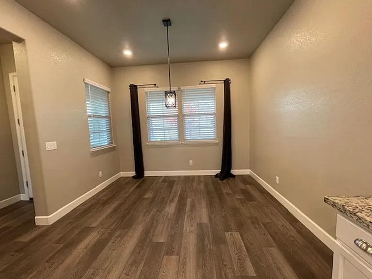 5073 Creekhollow Way — Photo 6