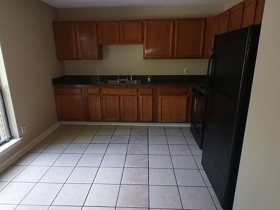 2nd image of 1801-1803 Westchester Dr #1801-01801-1803
