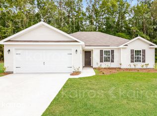 235 Western Red Cedar Dr, Springfield, GA 31329