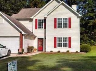7050 Valley Forge Dr, Flowery Branch, GA 30542