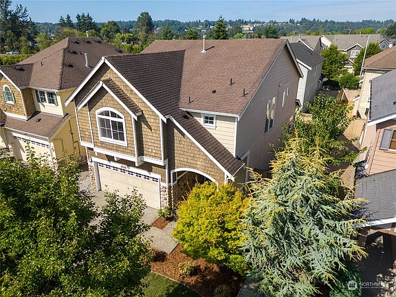 2nd image of 4508 67th Avenue E