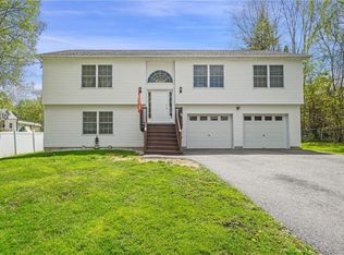 322 Brook Rd, Mahopac, NY 10541