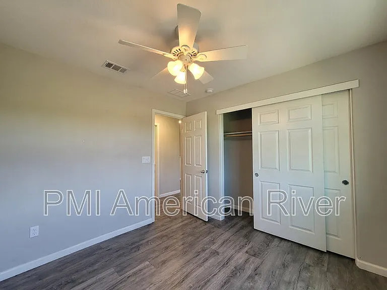 3238 Chelmer Way — Photo 11