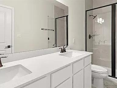112 Falkland St — Photo 21