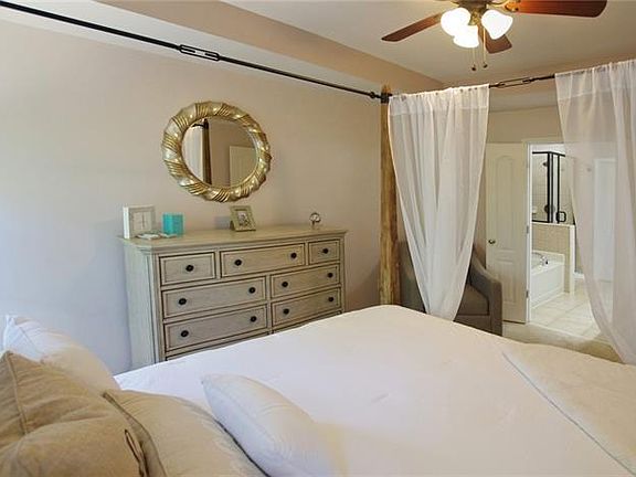 4th image of 473 Mountain View Ln