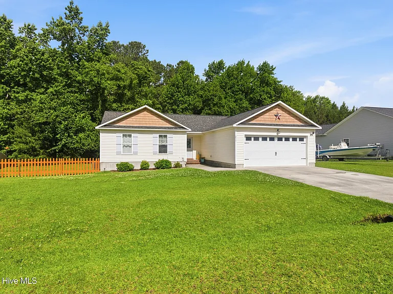211 N Windy Ridge Rd — Photo 3