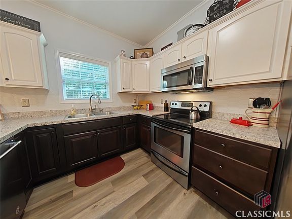 5th image of 331 Long Estates Drive #1