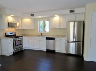 90 Oak St #2, Middleboro, MA 02346