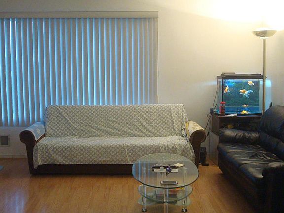 5th image of 30 Vienna Ct