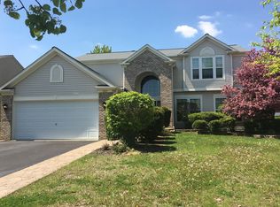 223 Boxwood St, Bolingbrook, IL 60490