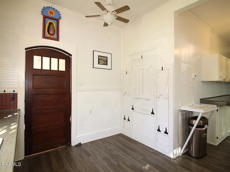 254 Union St — Photo 11