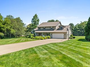 2909 Westwood Estates Dr, Erie, PA 16506