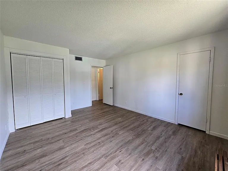 623 Midway Dr #B — Photo 13