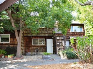 1352 Parkway Dr, Rohnert Park, CA 94928