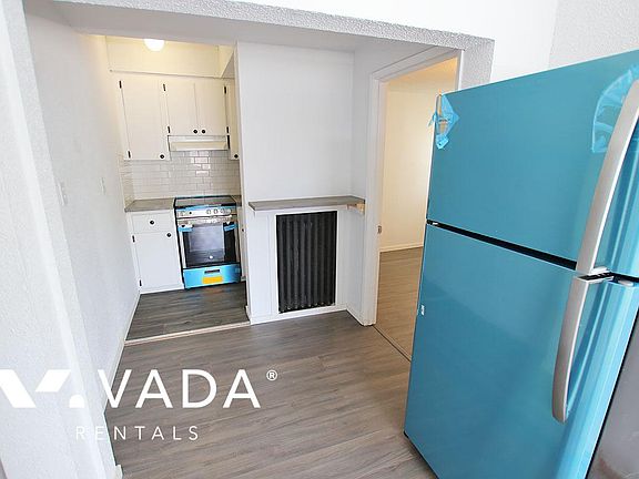 5th image of 2308 Clark Dr #2