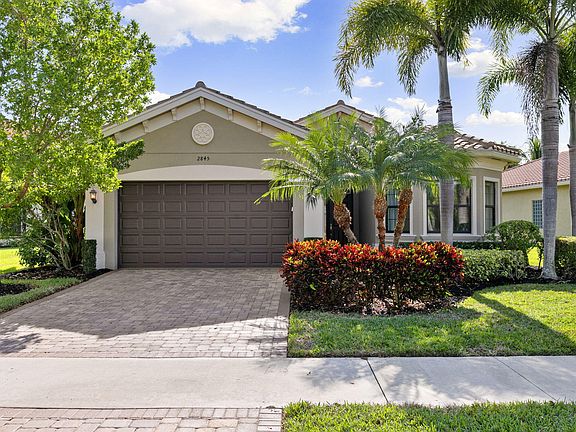 3rd image of 2845 Cinnamon Bay Cir