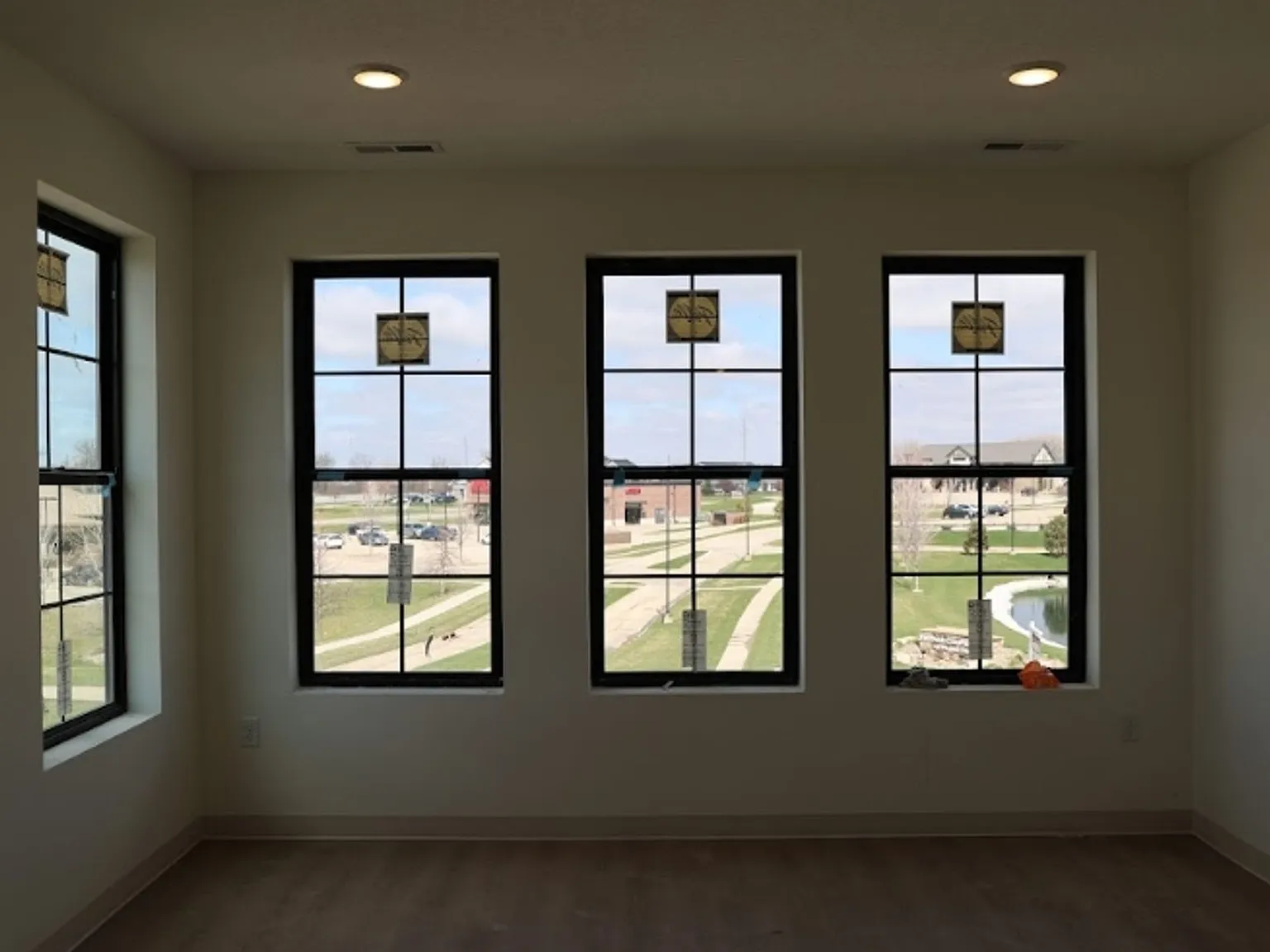District Flats — Photo 2