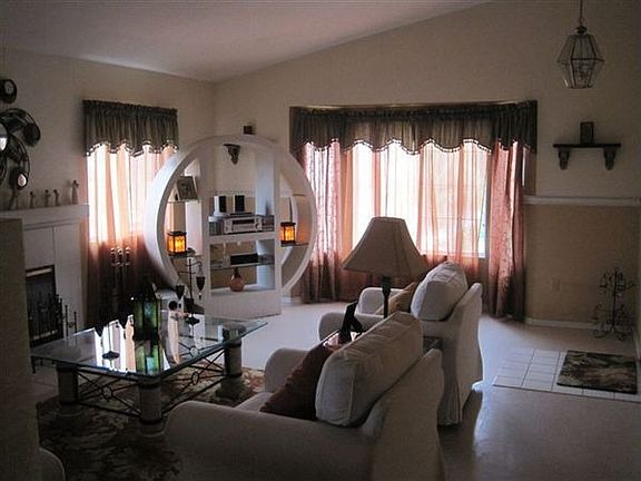 3rd image of 8411 Paisley Ln