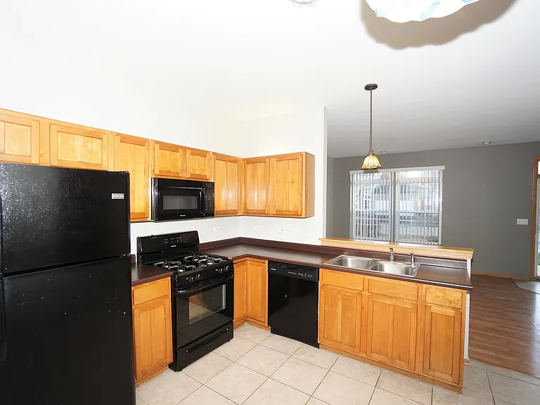 7211 Bradley Dr — Photo 4