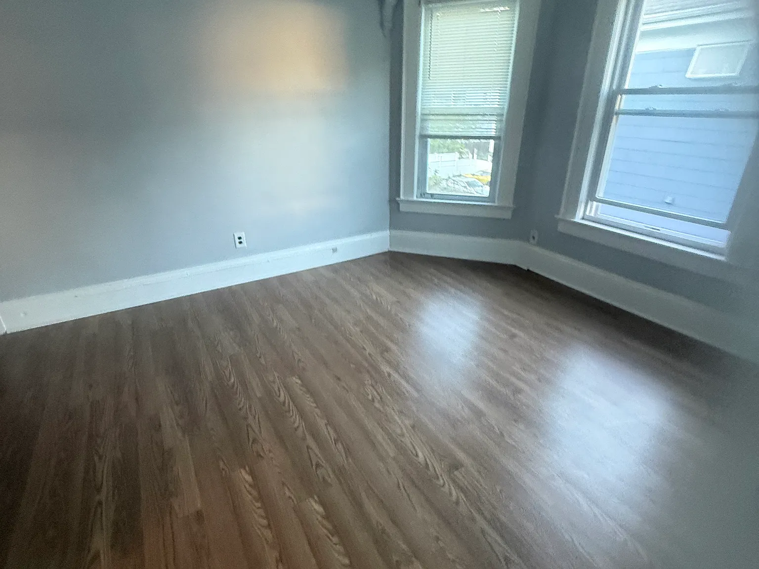 3 bed, 1100 sqft, $2,800 — Photo 3