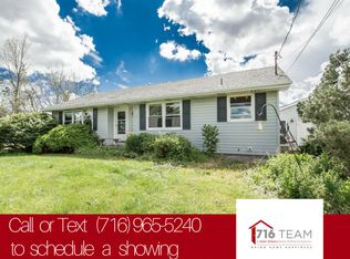 5176 Shawnee Rd, Sanborn, NY 14132