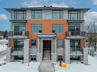 2730 Cedarview Rd, Ottawa, ON K2J 7J8