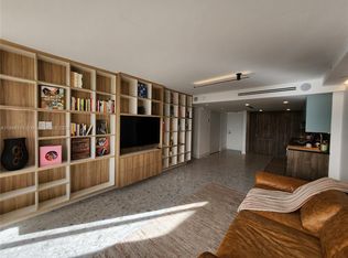 2555 Collins Ave APT 306, Miami Beach, FL 33140