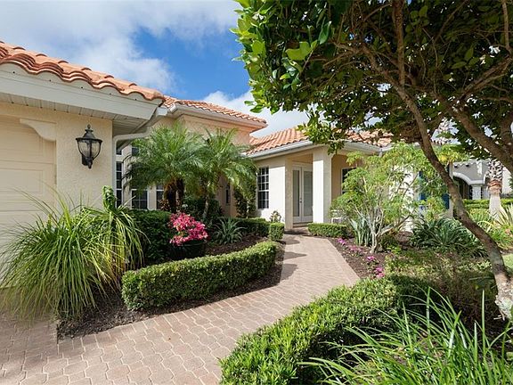 4th image of 101 Vicenza Way
