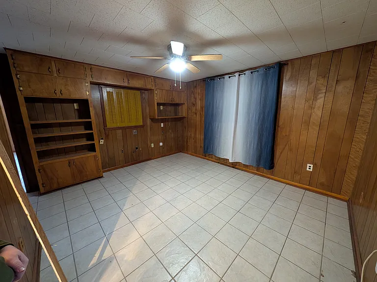 11806 Springfield Rd — Photo 7