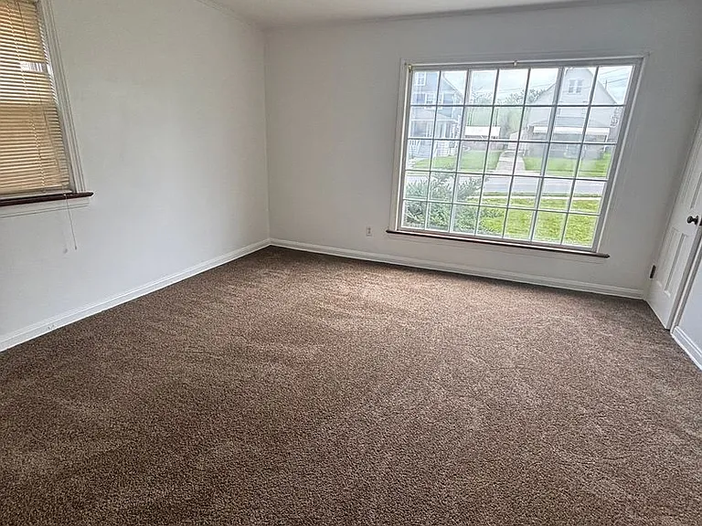 4544 Turney Rd — Photo 7