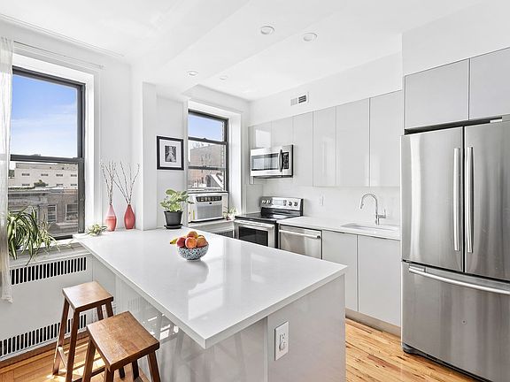 3rd image of 45 Martense St APT 4D