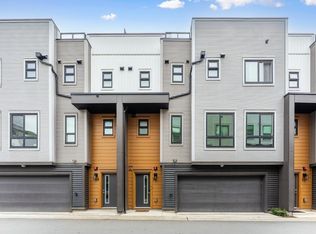 20057 82nd Ave #3, Langley, BC V2Y 3S4