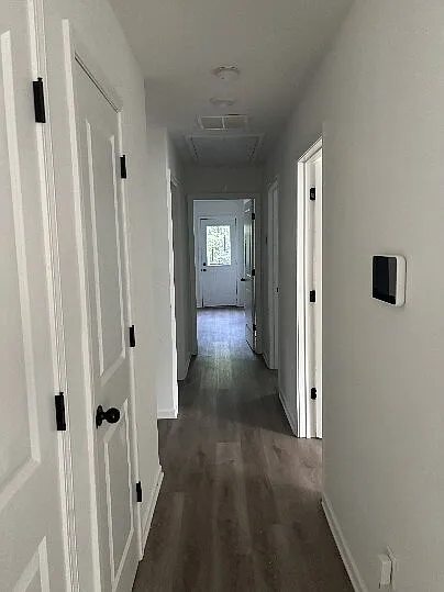 4 bed, 2.0 bath, 1233 sqft, $1,600 — Photo 4