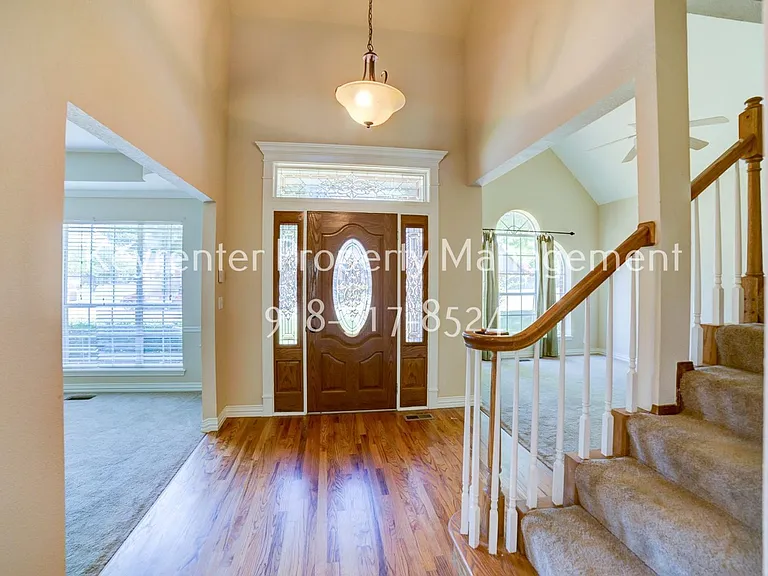 10119 S College Pl — Photo 15