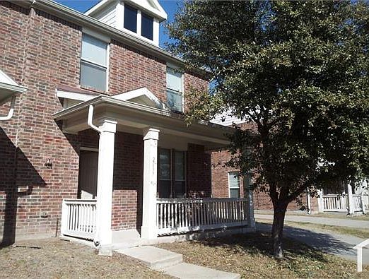 1st image of 2637 Tilden Dr