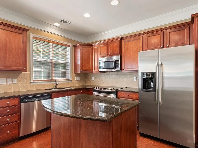2253 Limehurst Dr — Photo 6