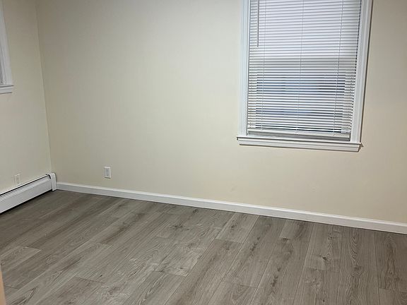 5th image of 5932 155th St #1F
